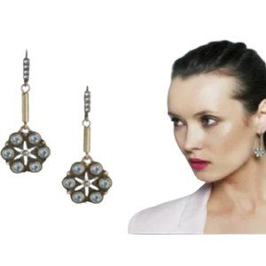 Jewelmint Faye Dynasty Earrings